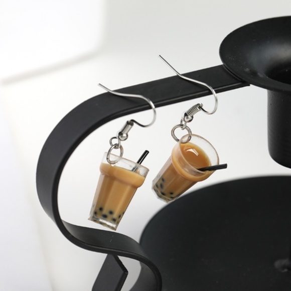 NWT New! Boba Milk Tea Bubble Tea Tapioca Earrings - Picture 3 of 4